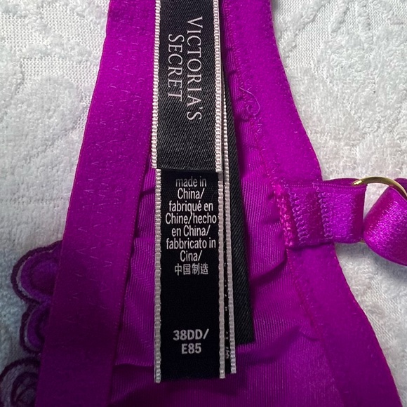 Victoria's Secret Vibrant Purple Floral Bra - Picture 5 of 6